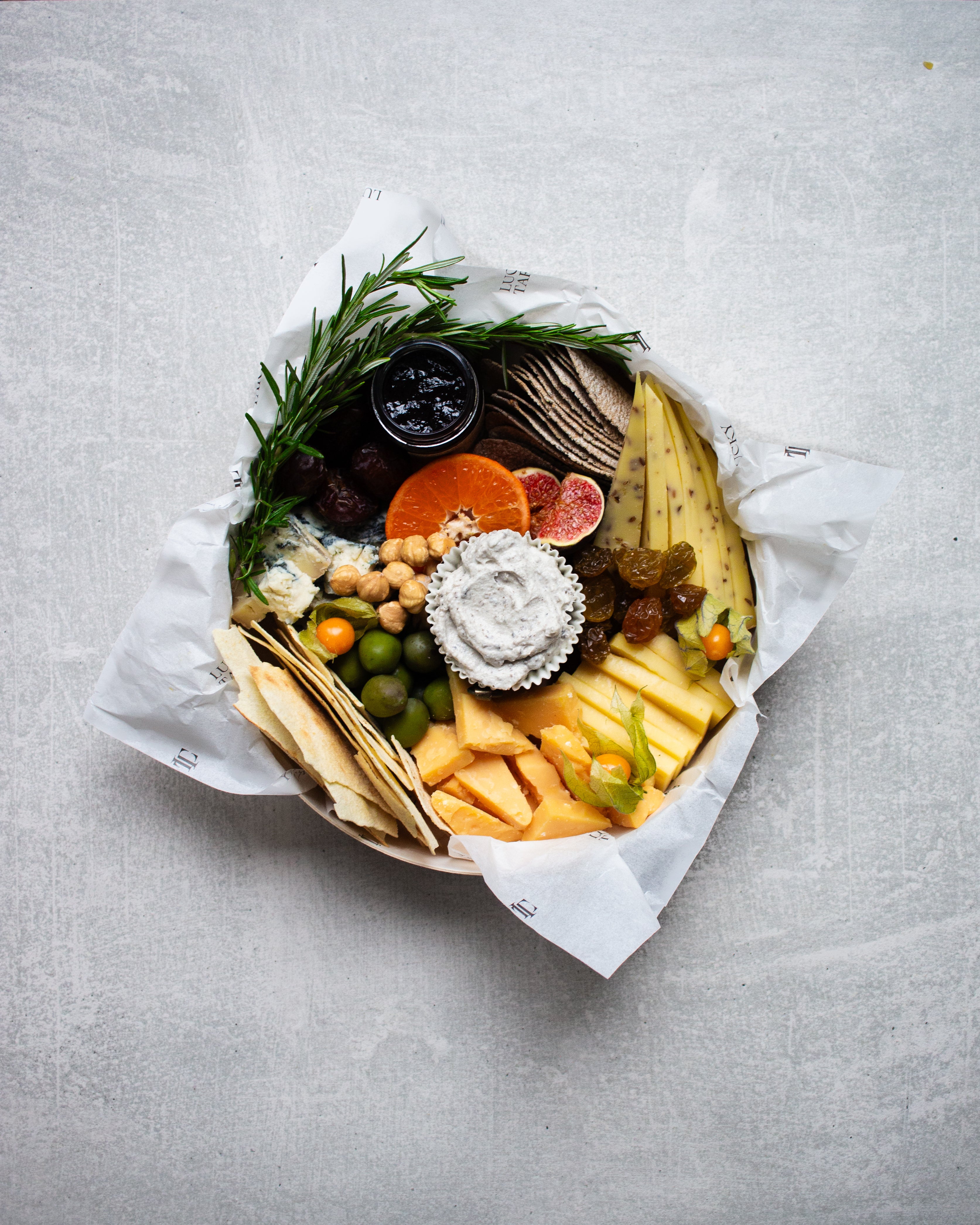 Lucky Box, Pipsa Hurmerinta, Meri-Tuuli Väntsi, Lucky Tart, catering, juustot